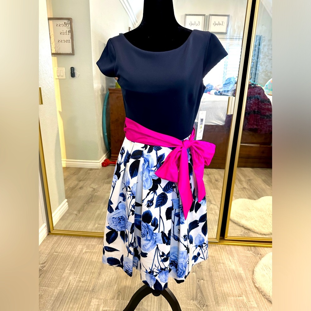 Eliza J Sunday dress for brunch or church size 4P brand new with tag